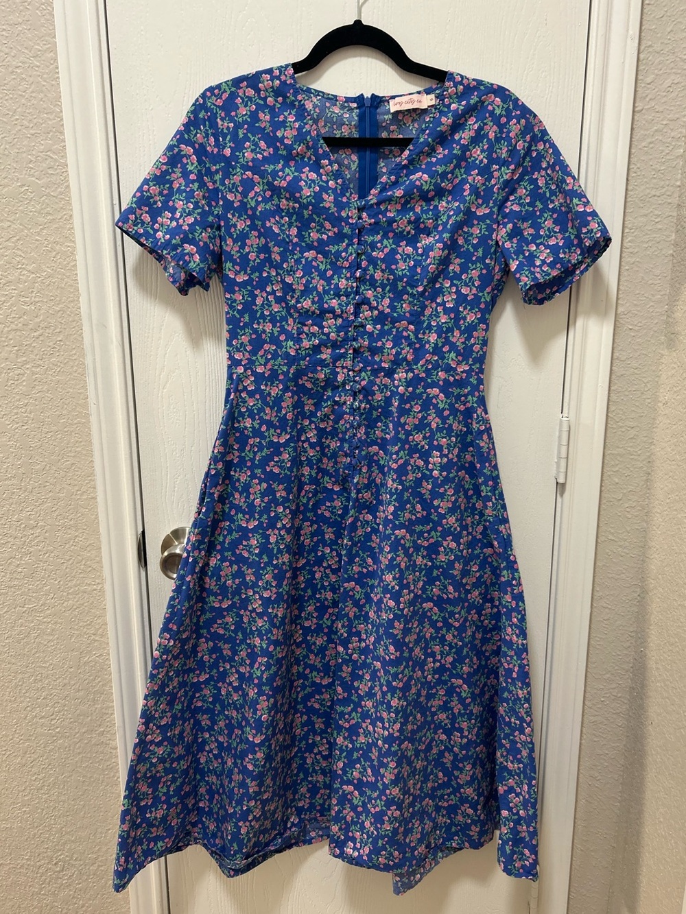Ivy City Co Allie Floral Midi Dress Royal Blue Size 6 100% Cotton Cottagecore